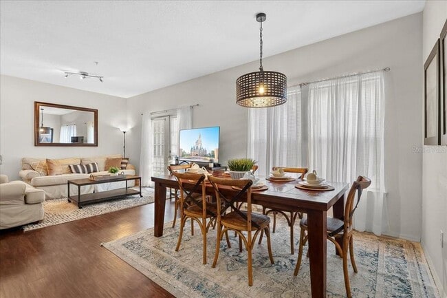 5366 Diplomat Ct