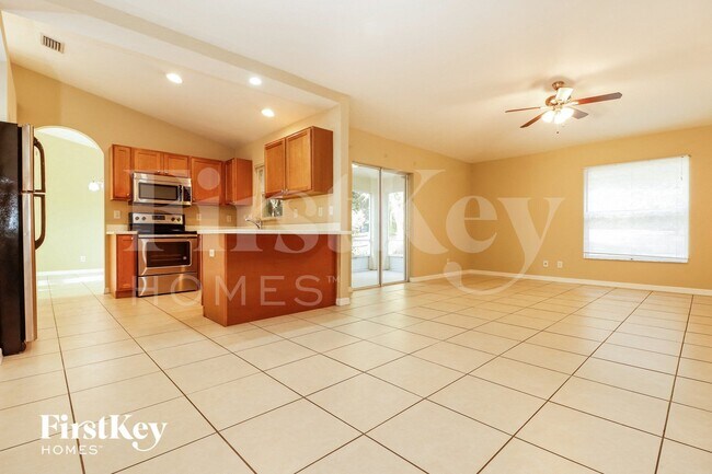 Photo - 362 Overbrook St