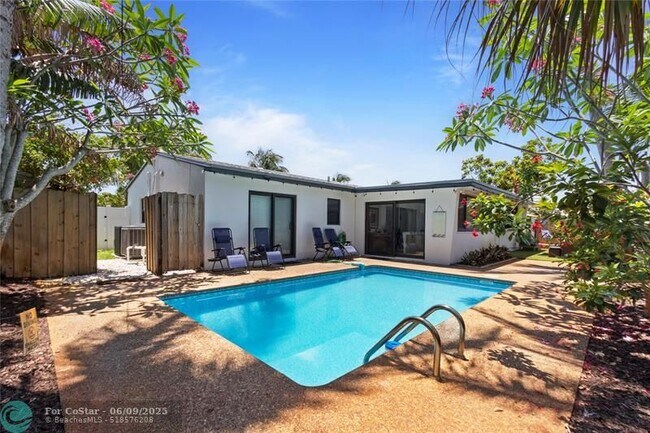 Photo - 171 SE 31st Ave House