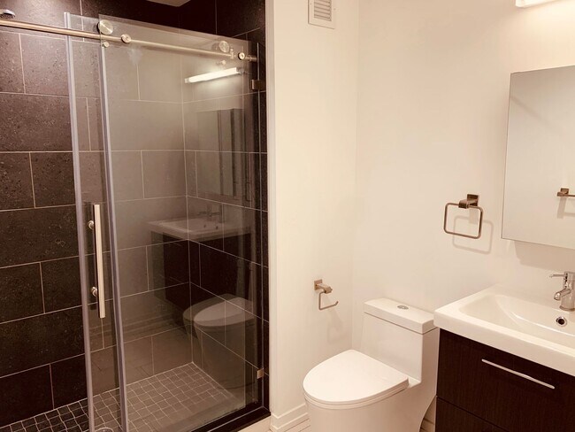 Photo - 430 Fairmount Ave