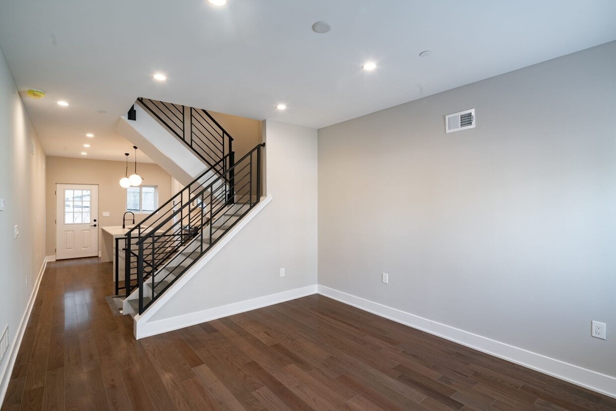 Brand New Luxury Temple Student Housing - Brand New Luxury Temple Student Housing