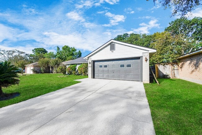 Photo - 20411 Jasperwood Ln
