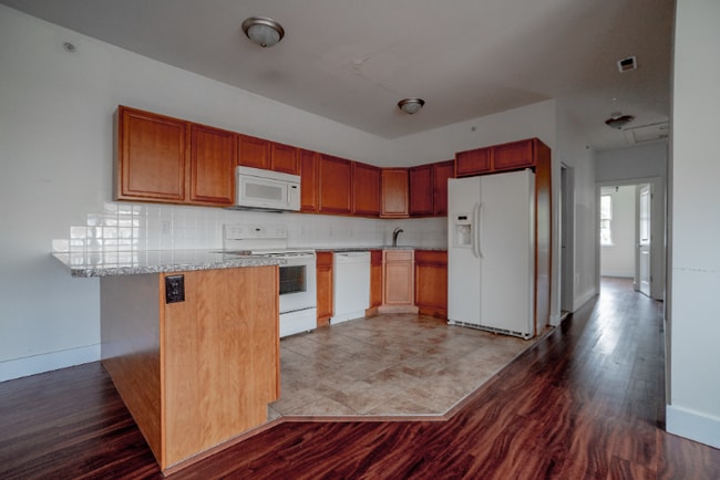 Building Photo - 3518 Spring Garden St Unit B Rental
