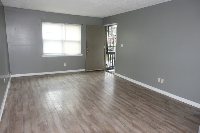1500 12th St N Unidad D