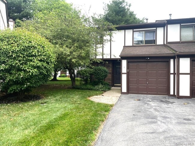 Building Photo - 12 Sunstone Dr