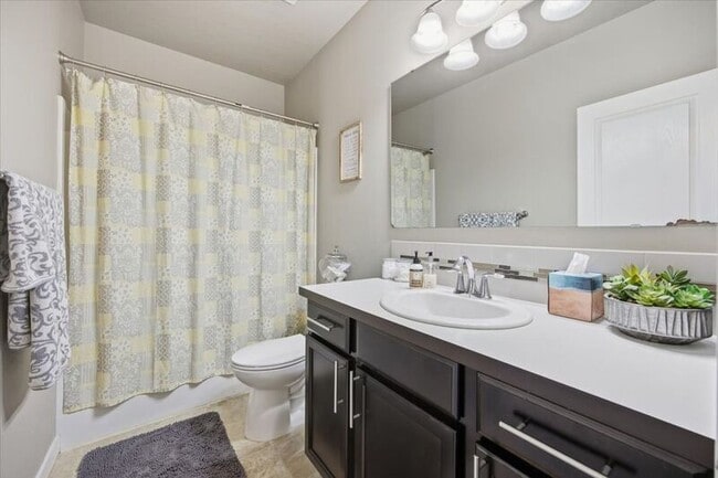 Photo - 368 Wishkah Dr