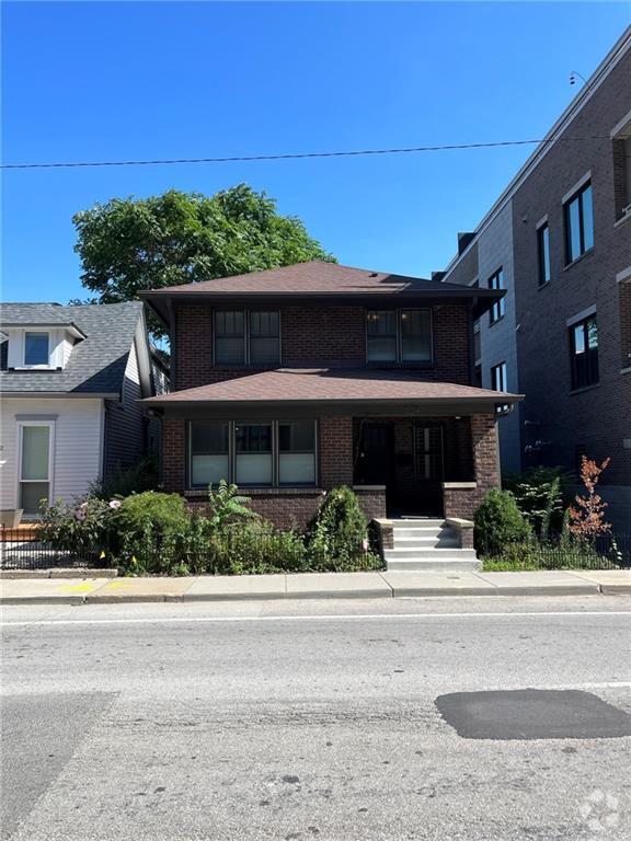 Building Photo - 524 E Michigan St Rental