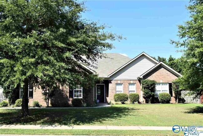 Building Photo - 123 Paul Revere Dr Rental