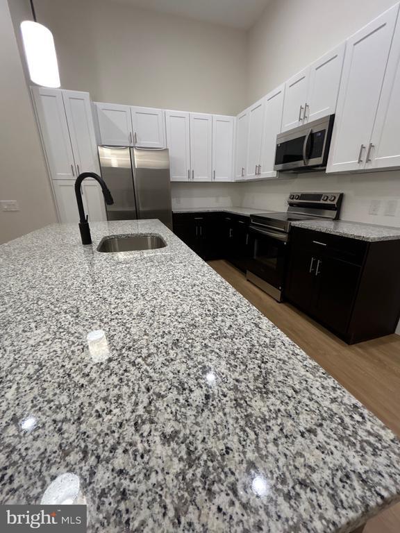 Photo - 624 Main St Unidad 111