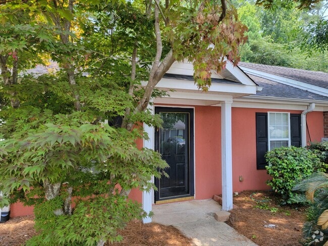 Building Photo - 42 Charlestowne Dr Rental