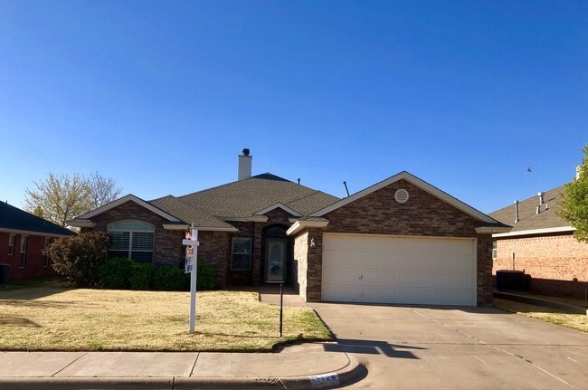 Building Photo - 4 Bedroom in South Lubbock