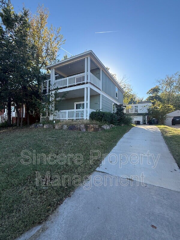 Photo - 2225 N Gatewood Ave Unidad Apt. C