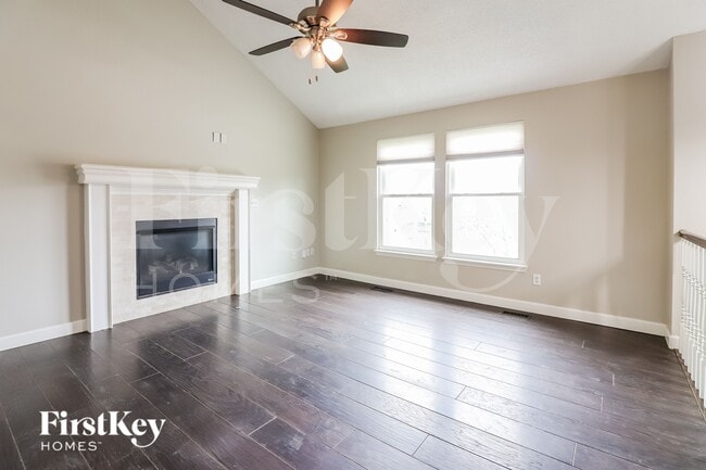 Photo - 412 N Crest Dr