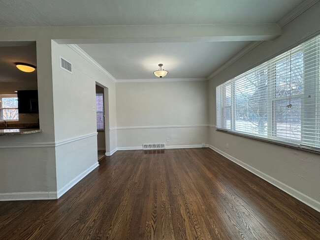 Photo - 422 S Hanley Rd Unidad 1st Fl