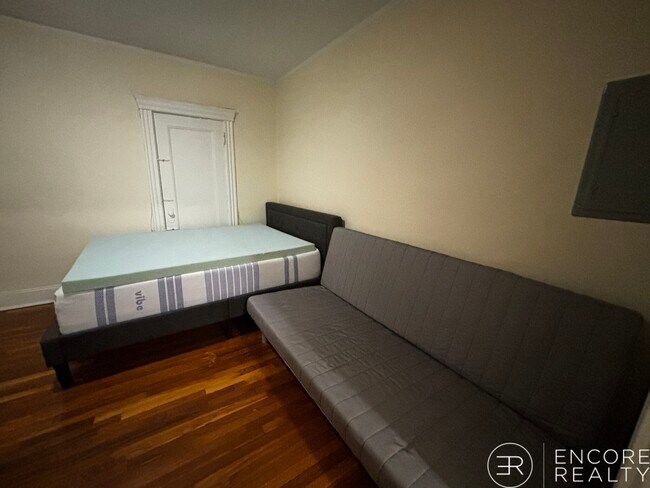 Photo - 376 Riverway Unit 15