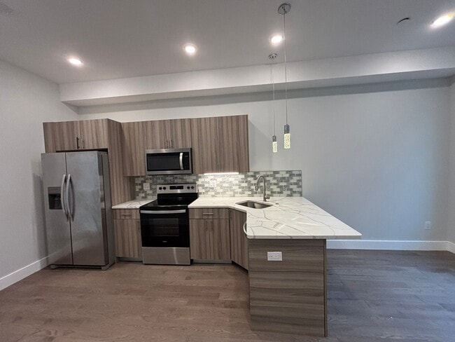 Photo - 2114 N Franklin St Unidad 1