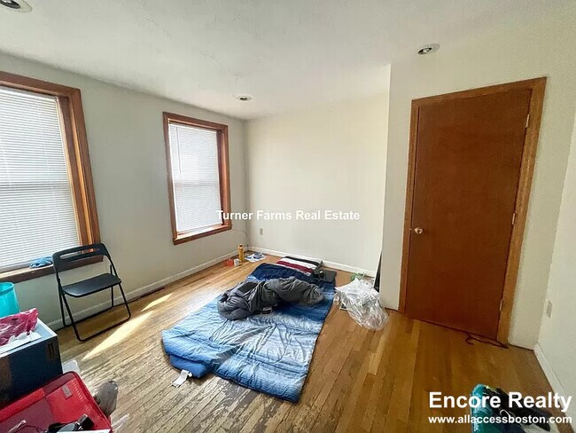 Photo - 9 Fulkerson St Unit 2