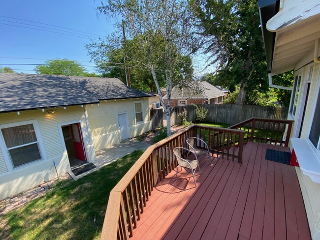 Photo - 2506 W Woodlawn Ave Unidad 1