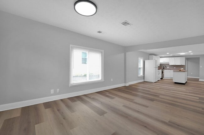 Spacious 4 Bedroom Single Family Home – Fe... - Spacious 4 Bedroom Single Family Home – Fe...