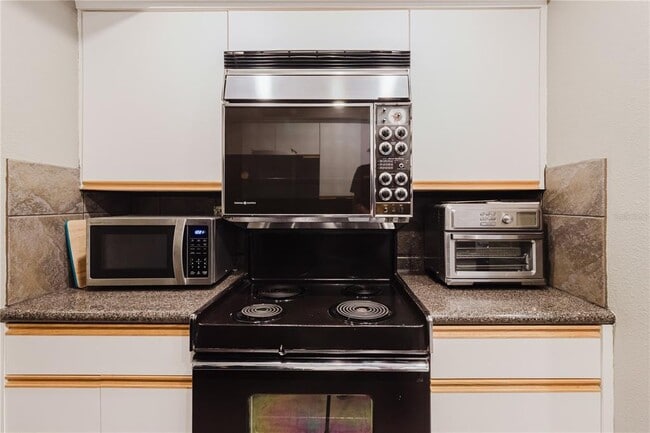 Photo - 632 Edgewater Dr Unit 238