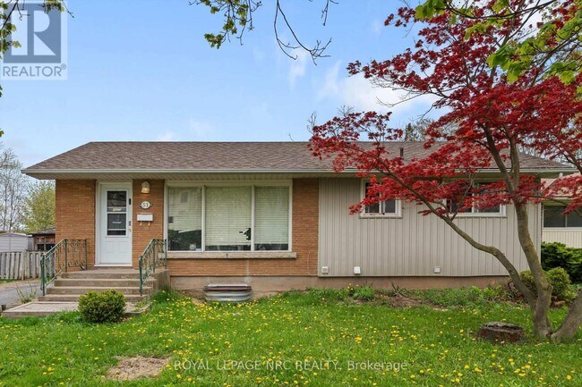 Photo - 51 Jacobson Ave
