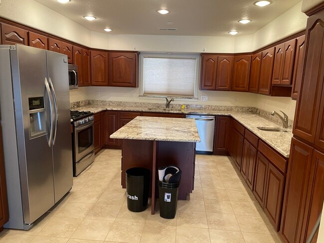 Photo - 709 10th St Unit D