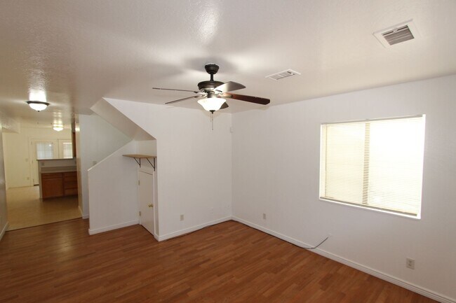 Photo - Spacious East Side 3BR Townhome with Fenced Yard