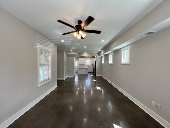 Photo - 101 Portland Blvd