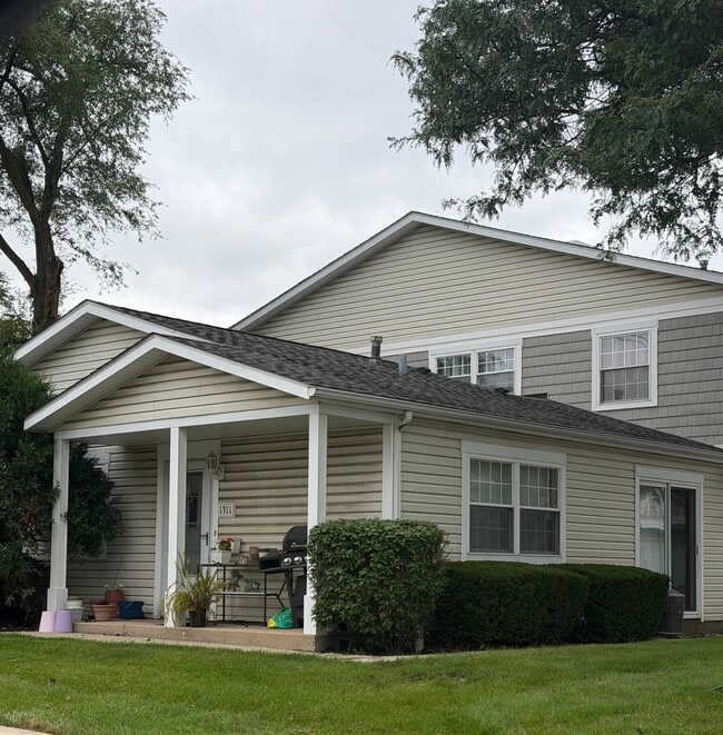 Photo - 1311 Alpine Ct