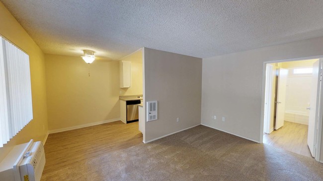 Photo - Carlton Heights Villas