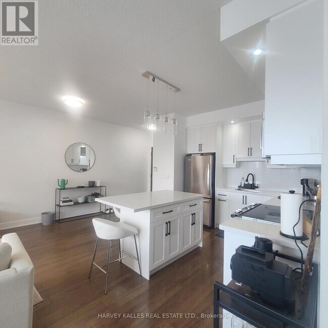 Photo - 28 Linden St Unit 1604