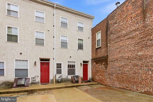 Photo - 1027 N 4th St