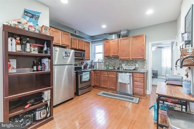 Photo - 1824 Catharine St Unit 1824 Catharine St.