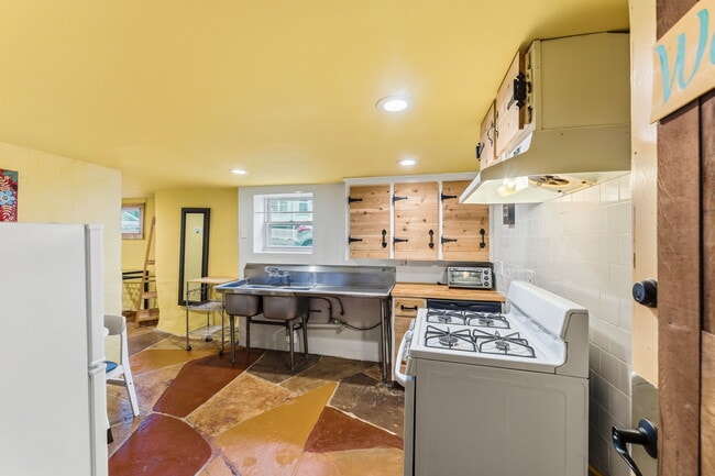 Photo - 57 Governor St.