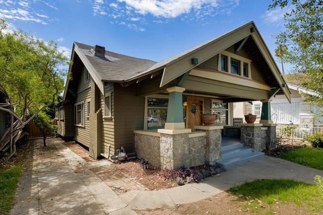 Photo - Charming Jefferson Park Craftsman with Private Yard & Tasteful Upgrades!