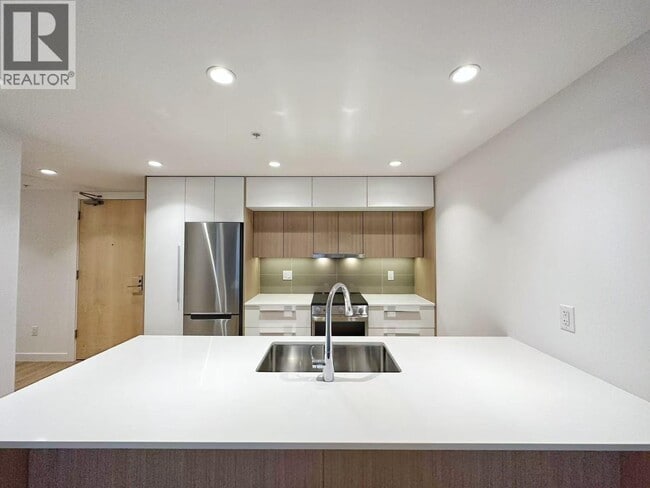 9888 University Crescent Unit 4xx