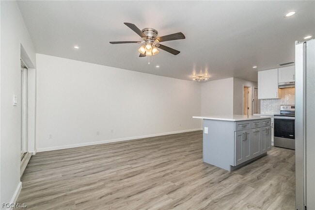 Photo - 1300 Estero Blvd Unit 205