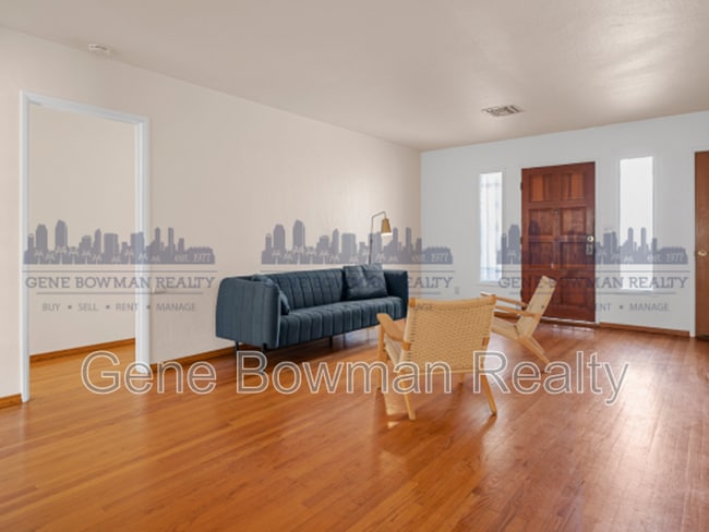 Photo - 6129 Pembroke Dr