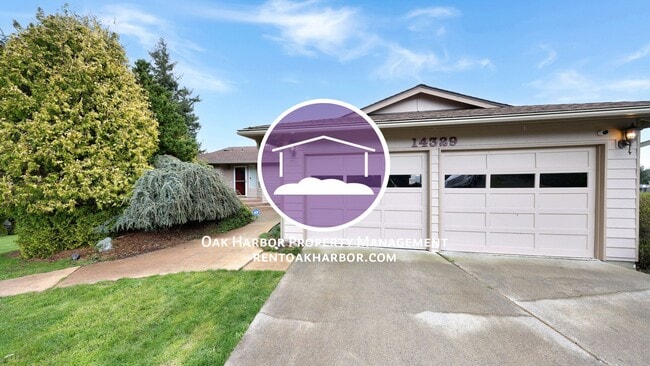 Building Photo - 3 Bed 2.5 Bath - View Home - Private Large Lot - Pet Friendly - NAS Whidbey