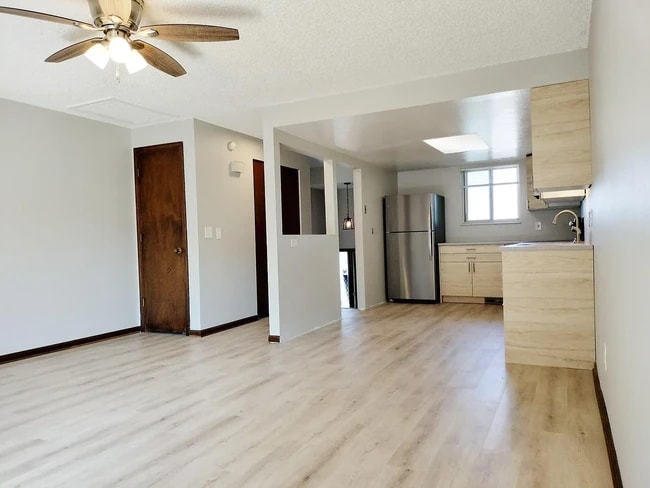 Photo - 309 Zeta St Unit 3