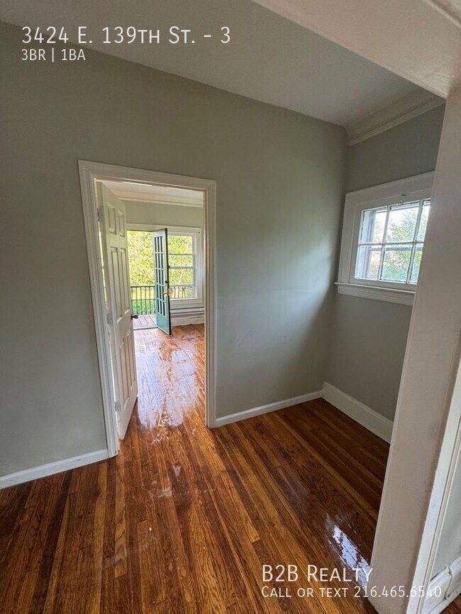 Photo - 3424 E 139th St Unit 3