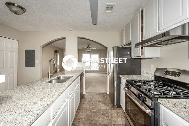 Photo - 3 Bedroom Pet-Friendly Home in Stockbridge, GA with Main Street Renewal