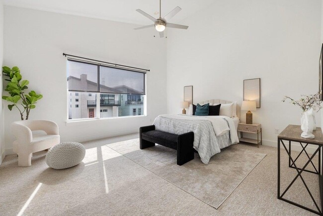 Photo - 6124 Florencia Ln