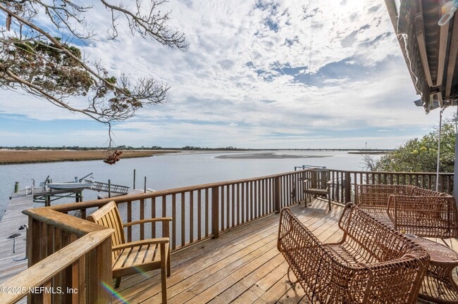 Photo - 11255 Fort George Rd