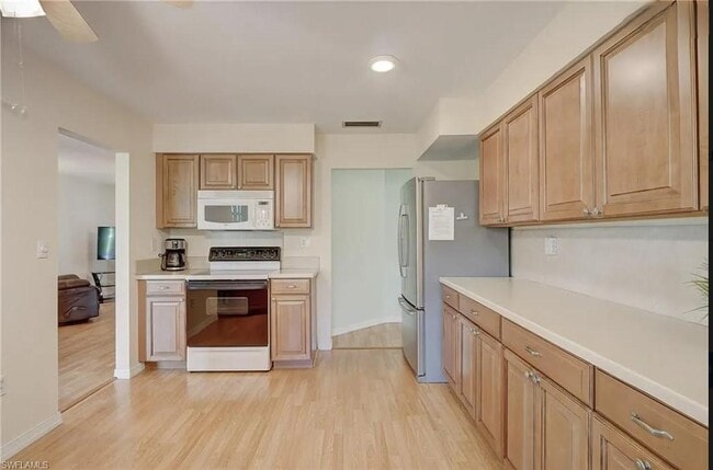 Photo - 3919 SE 9th Ct