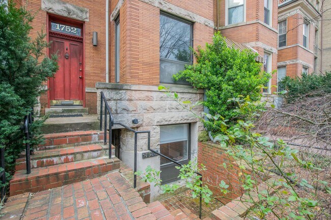 Photo - 2-Level 2 BR/2 BA Condo in Adams Morgan!