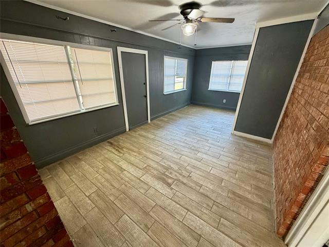 Photo - 600 W Minnie St