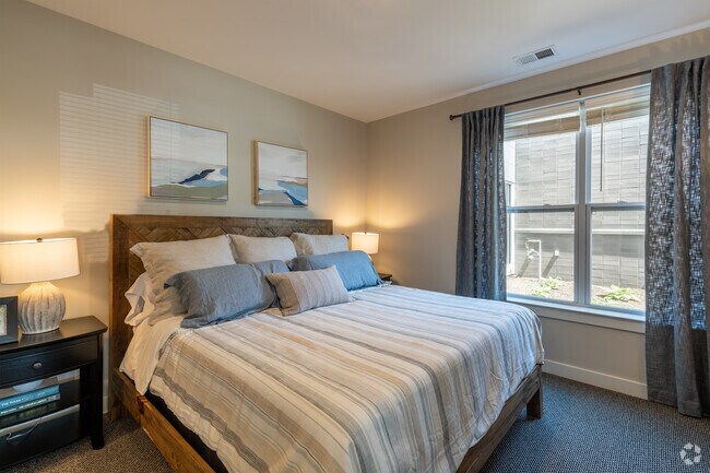 2BR, 2BA - 1,229SF