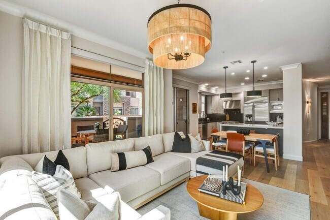 Photo - 4909 N Woodmere Fairway