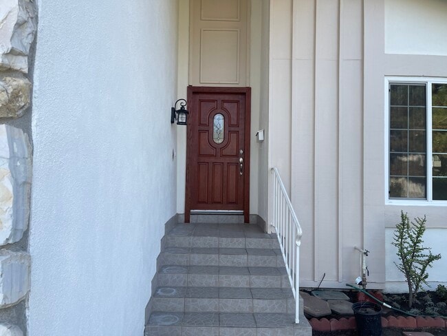 Photo - 15507 Caulfield Ave